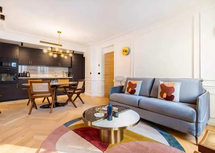 Newly Rebuilt By Architect - Center Of شقة